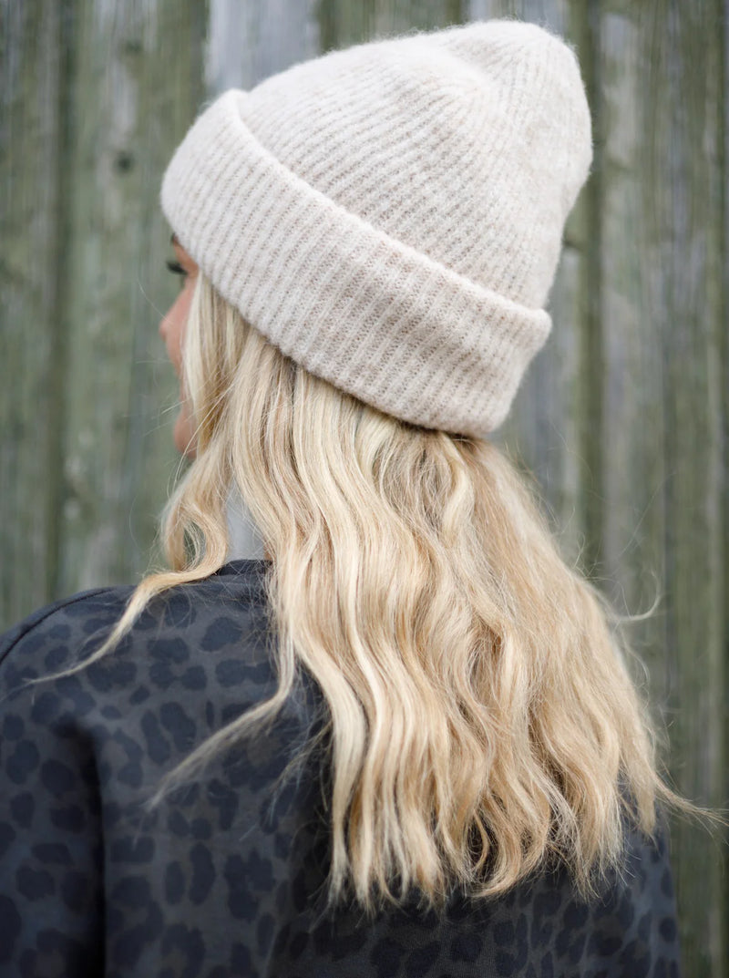 Black Colour Ginger Rib Hat - Natural